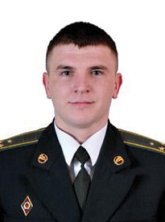 Старший лейтенант Семенюк Олексій Васильович